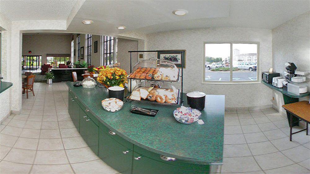 Baymont By Wyndham Flint Airport North Hotell Eksteriør bilde